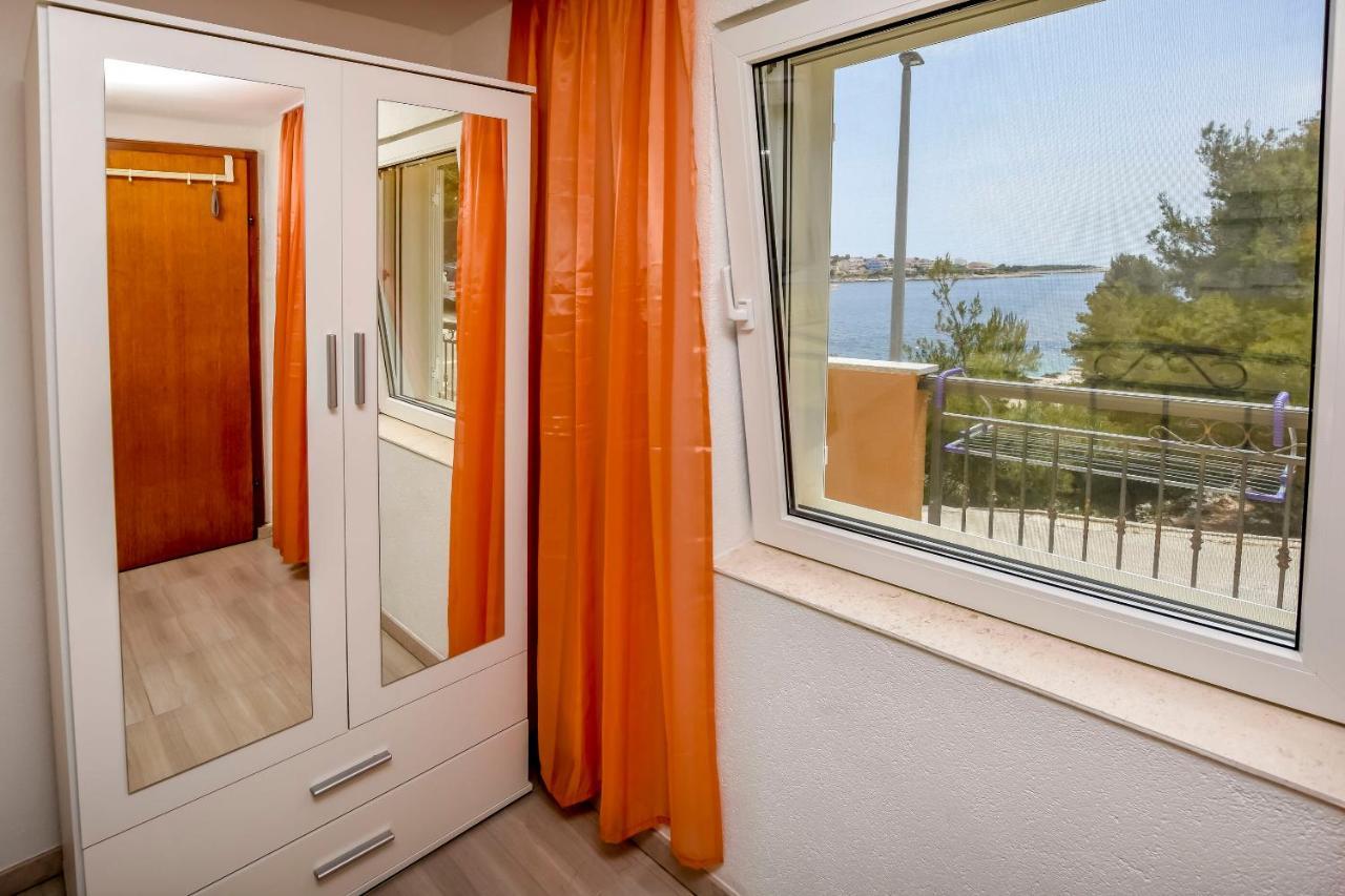 Apartments Ive I Maja Ražanj Esterno foto