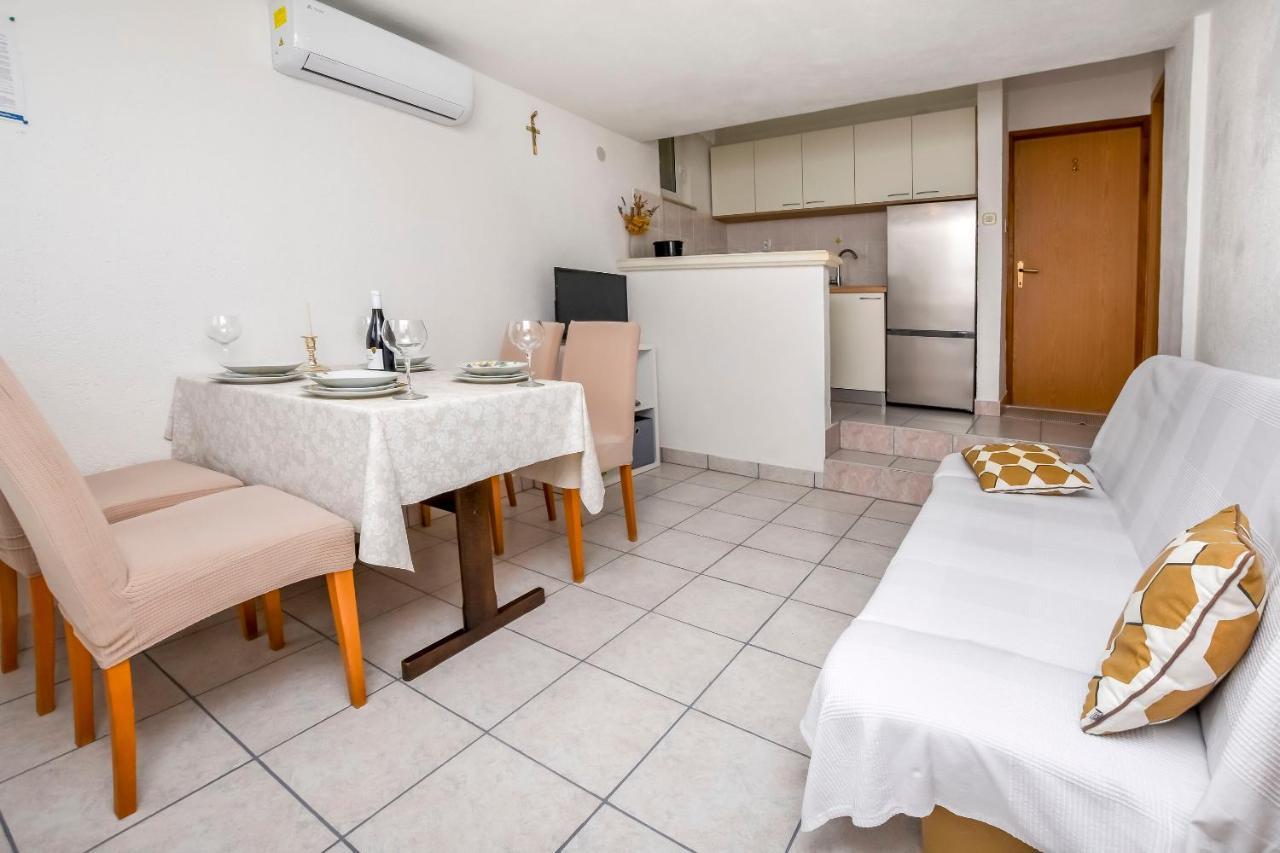 Apartments Ive I Maja Ražanj Esterno foto